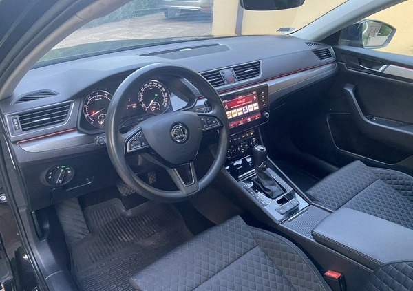 Skoda Superb cena 84800 przebieg: 157000, rok produkcji 2018 z Trzciel małe 781